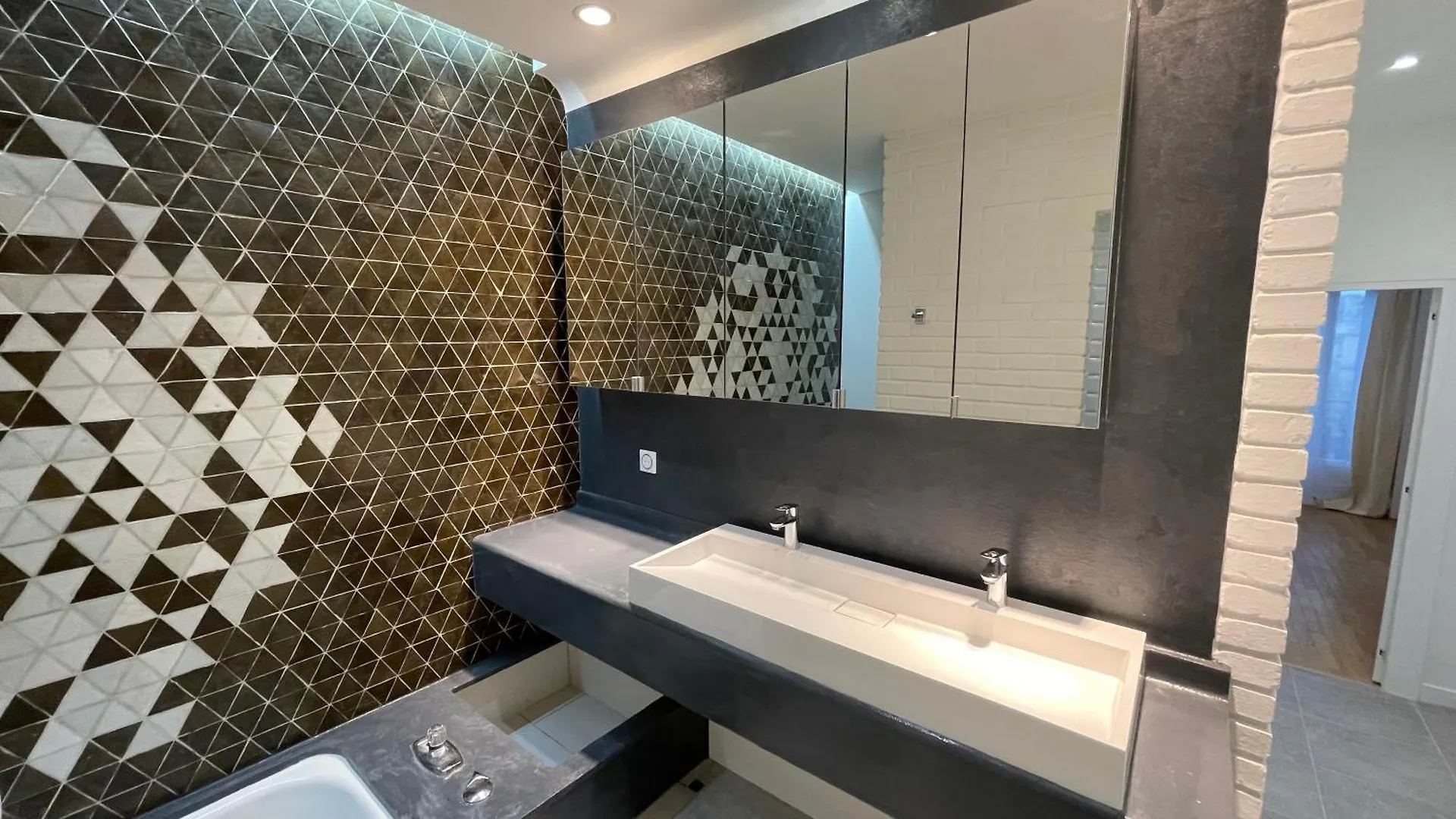 Avenue Foch Luxury 280M2 - 4Br - 8 Guests Apartment Paris 0*,  France